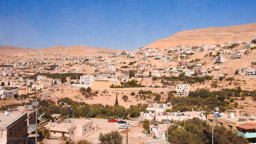 PETRA - Einw. ca. 7.000